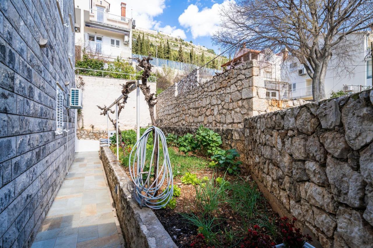 Apartment Debos Dubrovnik Bagian luar foto