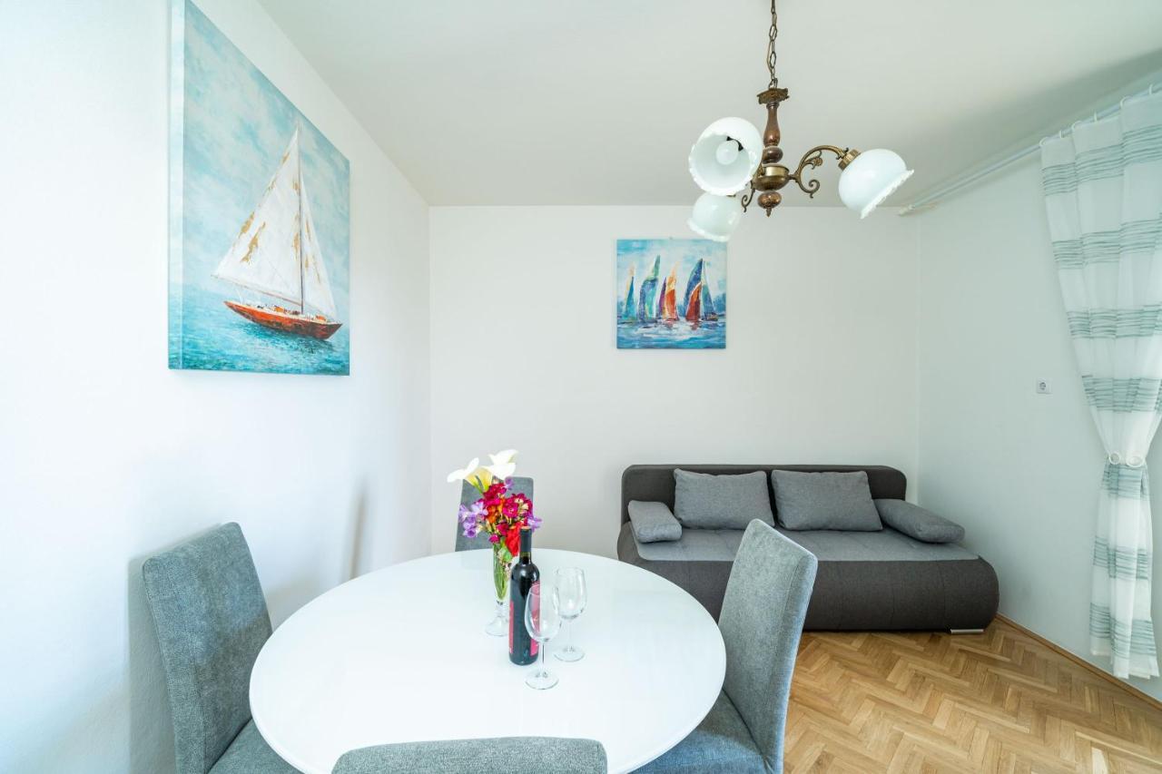 Apartment Debos Dubrovnik Bagian luar foto